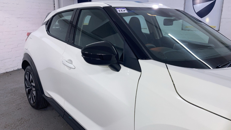 Nissan Juke 1.0 DiG-T 114 Acenta 5dr Petrol Hatchback